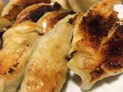 皮から手作り焼き餃子